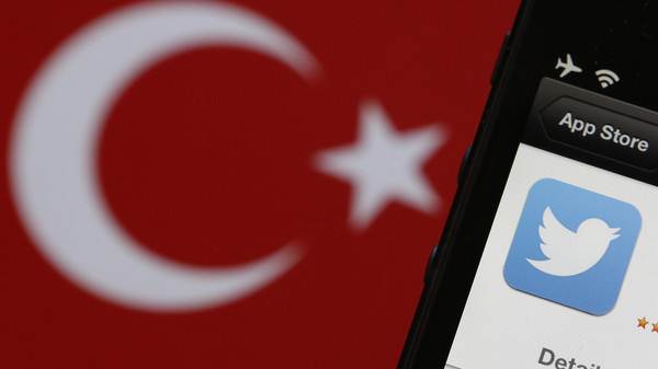 أنقرة تطلب من "تويتر" فتح مكتب تمثيلي لها بتركيا