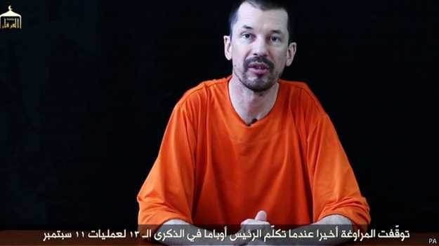 مقطع فيديو ثالث لرهينة بريطاني محتجز لدى "الدولة الإسلامية"