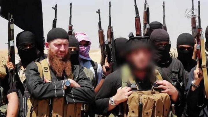 خبراء :تنظيم "الدولة الإسلامية" يعد الجهاديين بمتع الدنيا مقابل الاخرة 