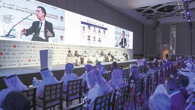 مؤتمر «الفضاء» يستعرض مخاطر الاستكشاف مؤتمر «الفضاء» يستعرض مخاطر الاستكشاف