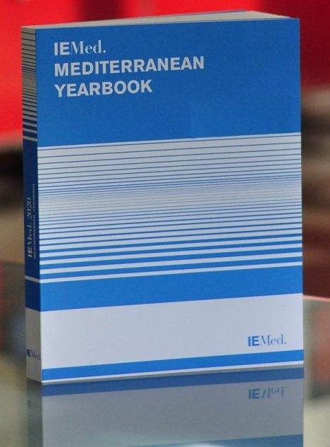 مشاركة الدكتور عادل عبد الصادق في دراسة صادرة عن المعهد الاوربي للمتوسط المدعوم من الاتحاد الأوروبي بعنوان " التعاون الرقمي في منطقة المتوسط بين الفرص والتحديات والمستقبل"؛ في الكتاب السنوي 2024.
Digital Cooperation in the Mediterranean: Opportunities, Challenges and the Future
The European Institute of the Mediterranean (IEMed)،Year Book 2024
#التعاون_الرقمي
#اوربا
#مصر
#التعاون_الاوربي_المصري
#Digital_Cooperation
#EU_Egypt
#Mediterranean
#IEMed مشاركة الدكتور عادل عبد الصادق في دراسة صادرة عن المعهد الاوربي للمتوسط المدعوم من الاتحاد الأوروبي بعنوان " التعاون الرقمي في منطقة المتوسط بين الفرص والتحديات والمستقبل"؛ في الكتاب السنوي 2024.
Digital Cooperation in the Mediterranean: Opportunities, Challenges and the Future
The European Institute of the Mediterranean (IEMed)،Year Book 2024
#التعاون_الرقمي
#اوربا
#مصر
#التعاون_الاوربي_المصري
#Digital_Cooperation
#EU_Egypt
#Mediterranean
#IEMed