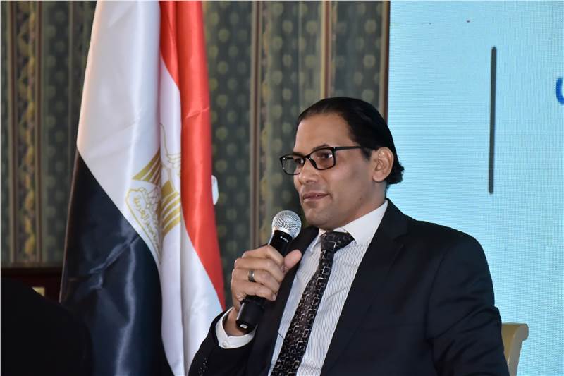 مشاركة الدكتور عادل عبد الصادق مدير المركز العربي لأبحاث الفضاء الالكتروني في ملتقي المجلس القومي لحقوق الانسان حول الاعلام وحقوق الانسان متحدثا في الجلسة الثالثة عن حقوق الانسان الرقمية بين الفرص والتحديات ومحاور التقدم على المستوى الوطني والعالمي .
مشاركة الدكتور عادل عبد الصادق مدير المركز العربي لأبحاث الفضاء الالكتروني في ملتقي المجلس القومي لحقوق الانسان حول الاعلام وحقوق الانسان متحدثا في الجلسة الثالثة عن حقوق الانسان الرقمية بين الفرص والتحديات ومحاور التقدم على المستوى الوطني والعالمي .